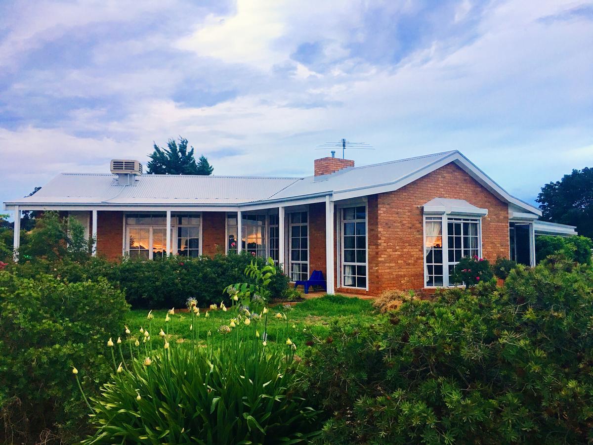 Melbourne Garden Bed And Breakfast Melton Eksteriør bilde